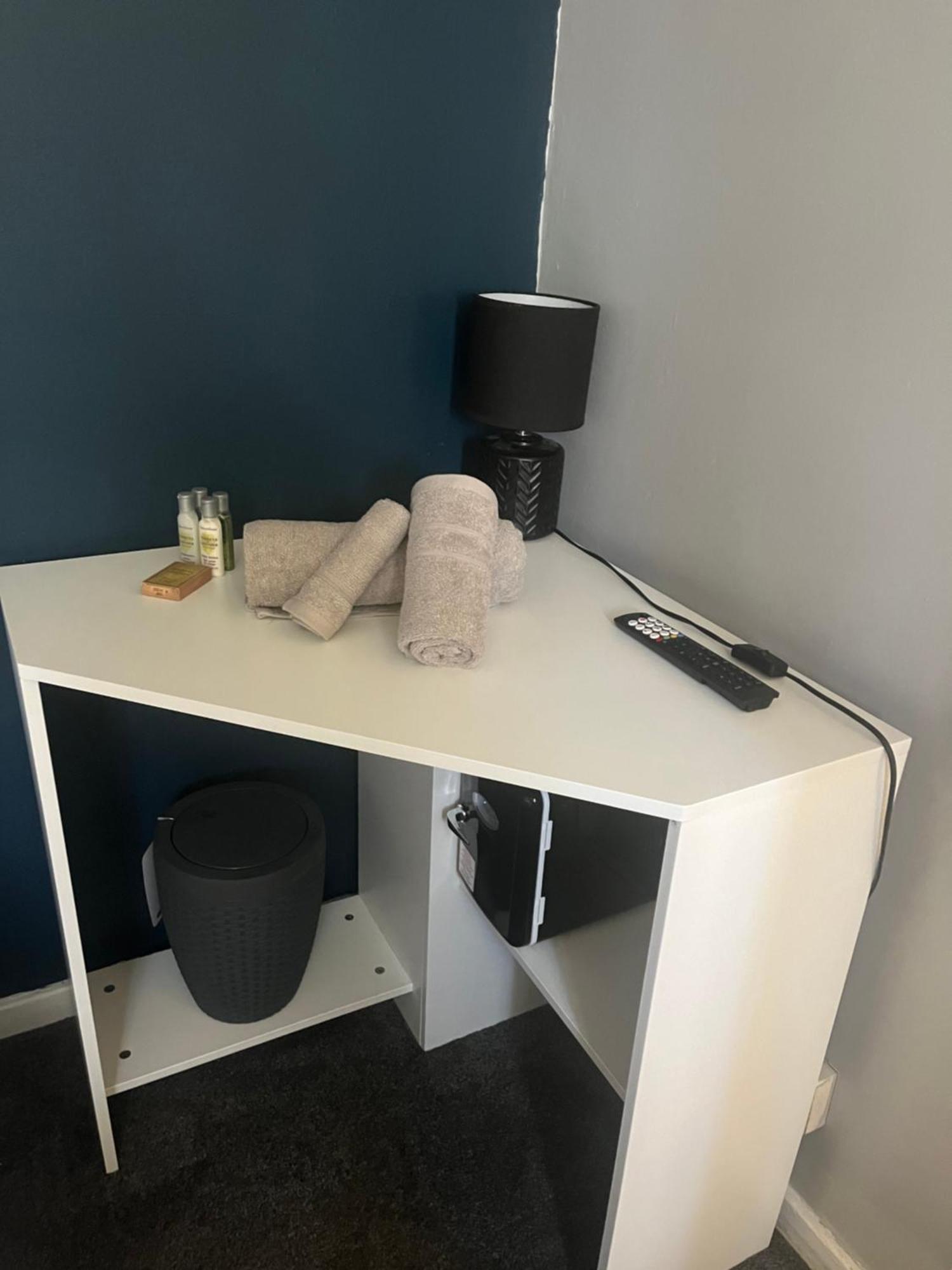 Queenomega'S Home Stay London Eksteriør billede